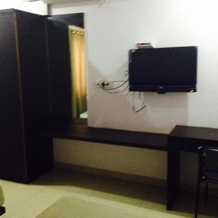 Aston Service Apartment Μπανγκαλόρ Εξωτερικό φωτογραφία