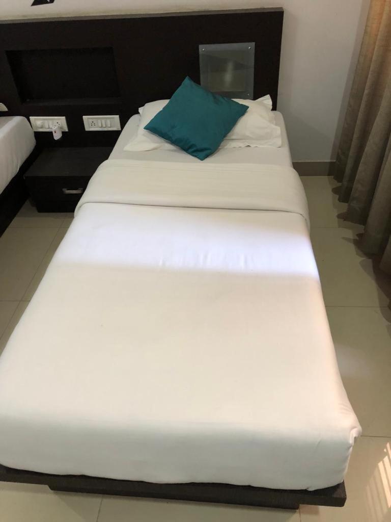 Aston Service Apartment Μπανγκαλόρ Εξωτερικό φωτογραφία